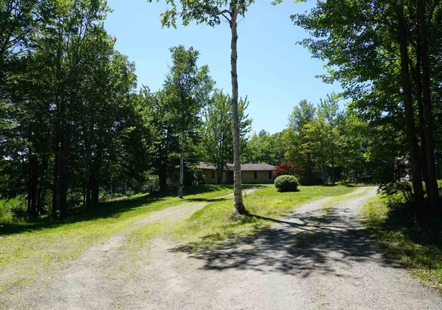 2nd image of 487 Nh Route 123, Marlow, NH 03456 | MLS# 5103200