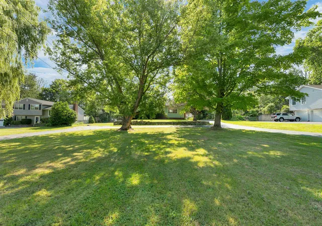 Photo 3 of Single family home for sale at 15 Tuttle Ln, Greenland, NH 03840 | MLS# 5103203 | Listing updated on 2026-10-02