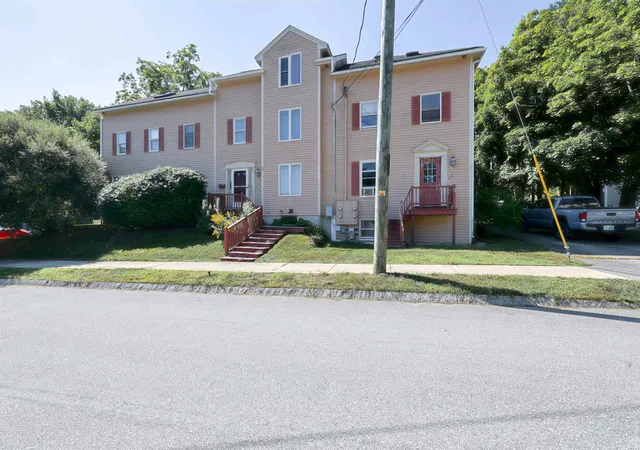 1st image of 36 Nelson St #3, Dover, NH 03820 | MLS# 5103204