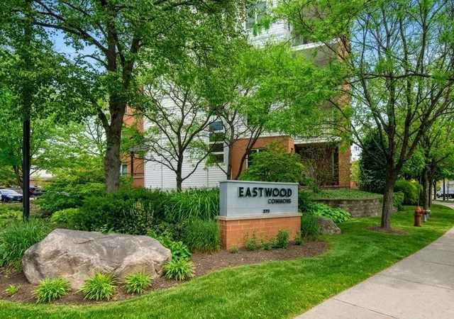 Condo for sale at 370 Farrell St #114, South Burlington, VT 05403 | MLS# 5103214