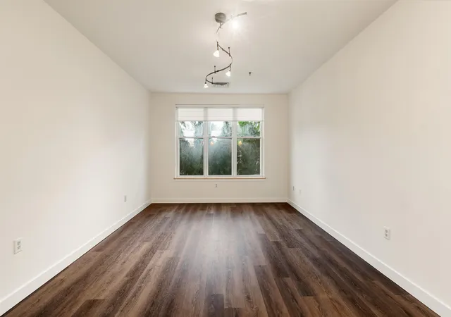 Photo 3 of Condo for sale at 370 Farrell St #114, South Burlington, VT 05403 | MLS# 5103214 | Listing updated on 2026-08-27