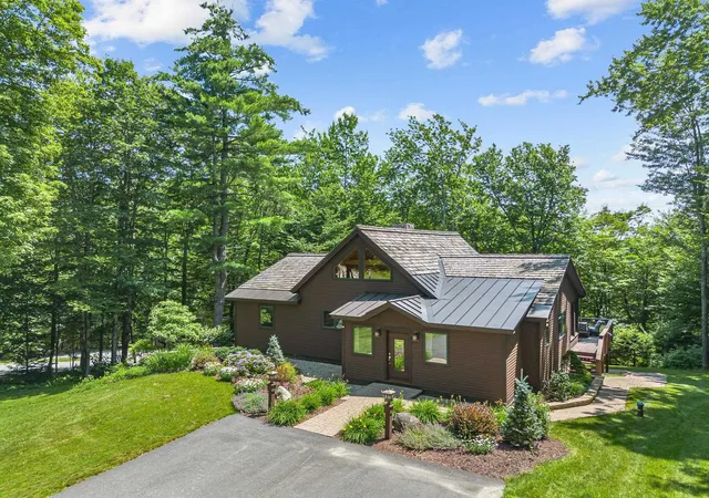 Photo 4 of Single family home for sale at 39 Snowy Owl Ln, Plymouth, VT 05056 | MLS# 5103229 | Listing updated on 2026-08-04