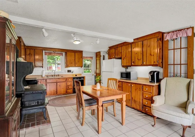 Photo 3 of Multi family home for sale at 12 Mountain View Rd, Jericho, VT 05465 | MLS# 5103233 | Listing updated on 2026-08-04