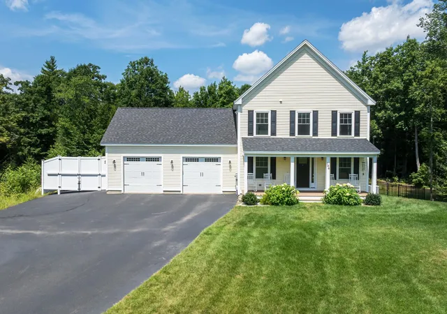 1st image of 106 Maple Ridge Rd, Nottingham, NH 03290 | MLS# 5103247