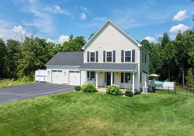 2nd image of 106 Maple Ridge Rd, Nottingham, NH 03290 | MLS# 5103247