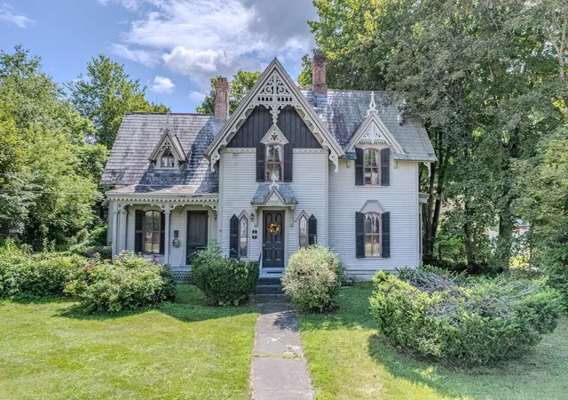 Single family home for sale at 261 Church St, Poultney, VT 05764 | MLS# 5103278