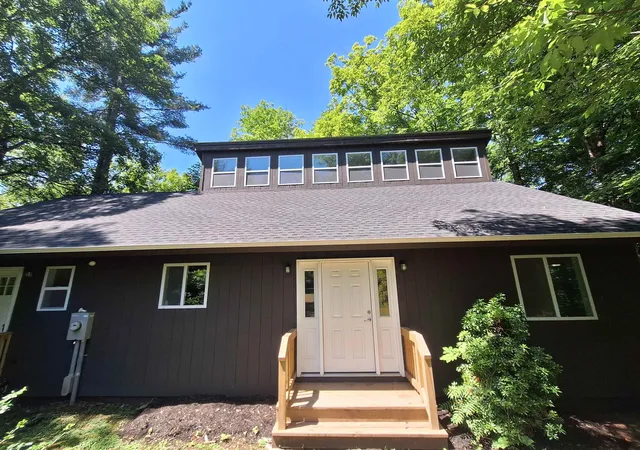 Single family home for sale at 948 Wheelock Rd, Quechee, VT 05059 | MLS# 5103288