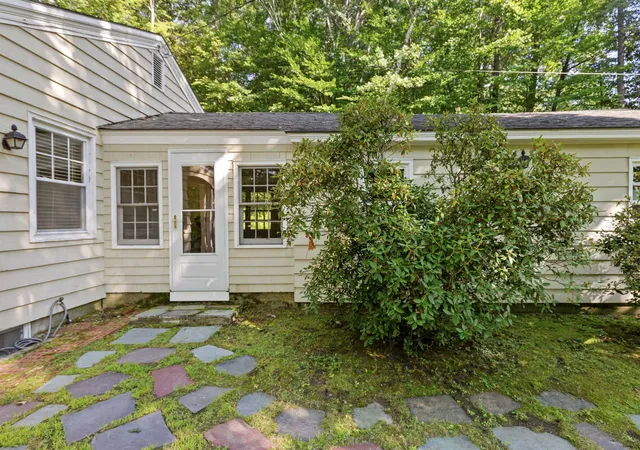 Photo 3 of Single family home for sale at 75 Forest Ave, Lebanon, NH 03766 | MLS# 5103297 | Listing updated on 2026-08-20