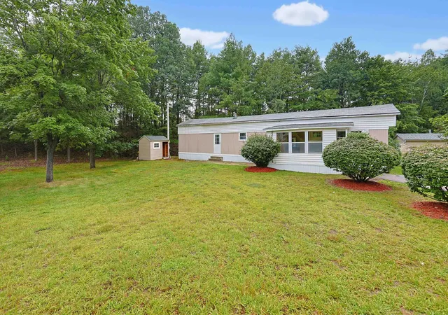 1st image of 49 Ridgefield Dr, Nashua, NH 03062 | MLS# 5103298