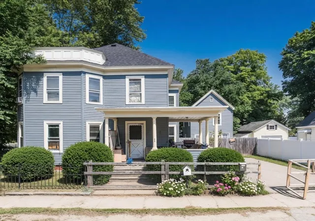 1st image of 2 Pleasant St, Rochester, NH 03867 | MLS# 5103300