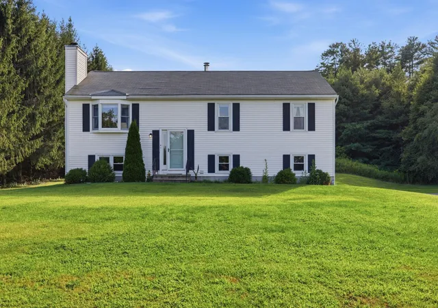 1st image of 12 Constance Dr, Londonderry, NH 03053 | MLS# 5103311
