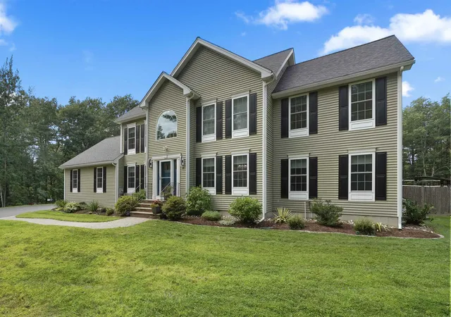 Photo 2 of Single family home for sale at 24 Shephard Rd, Pelham, NH 03076 | MLS# 5103313 | Listing updated on 2026-08-04