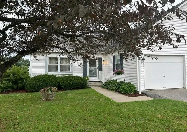 Photo 3 of Condo for sale at 241 Eastview Cir, Williston, VT 05495 | MLS# 5103325 | Listing updated on 2026-09-03