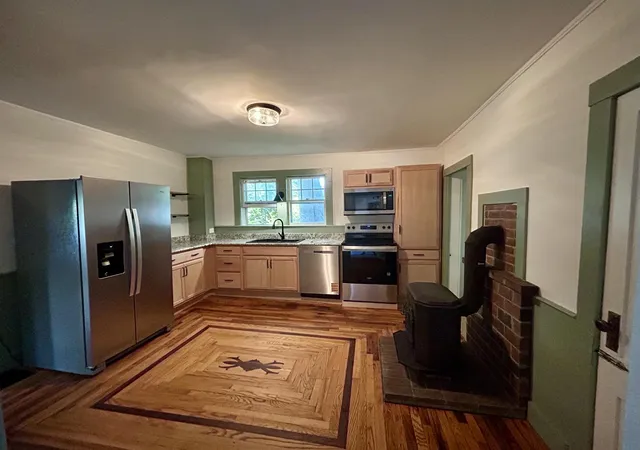 2nd image of 91 Carroll St, Keene, NH 03431 | MLS# 5103339