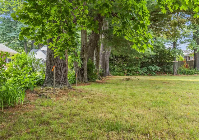 2nd image of 0 Melbourne St, Portsmouth, NH 03801 | MLS# 5103342