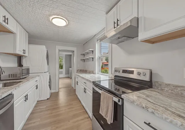 Photo 3 of Sale Pending at 58 Temple St, Nashua, NH 03060 | MLS# 5103359 | Listing updated on 2026-09-02