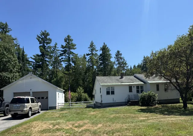 2nd image of 2046 Village Rd, Madison, NH 03849 | MLS# 5103367