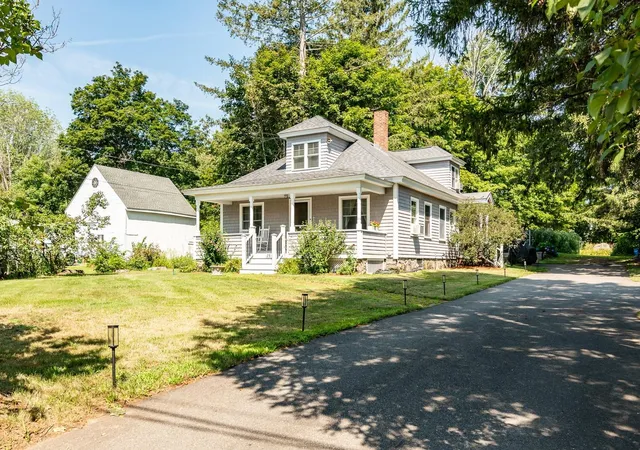 Photo 1 of Sale Pending at 281 Main St, Salem, NH 03079 | MLS# 5103368 | Listing updated on 2026-09-06