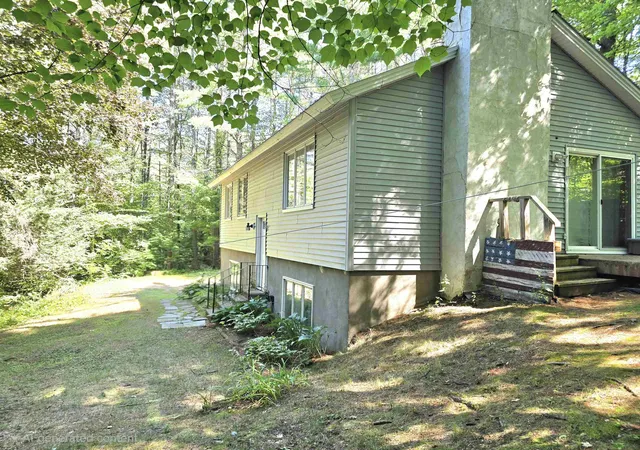Photo 1 of Single family home for sale at 21 Wildwood Rd, Albany, NH 03818 | MLS# 5103380 | Listing updated on 2026-09-03