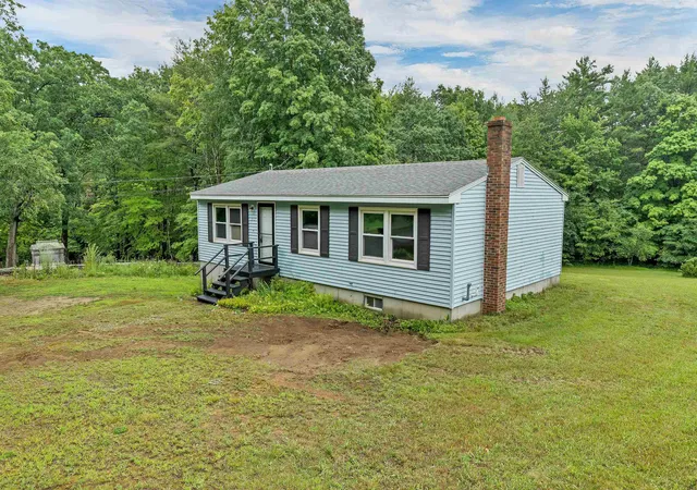 2nd image of 172 Hodgdon Rd, Northfield, NH 03276 | MLS# 5103383