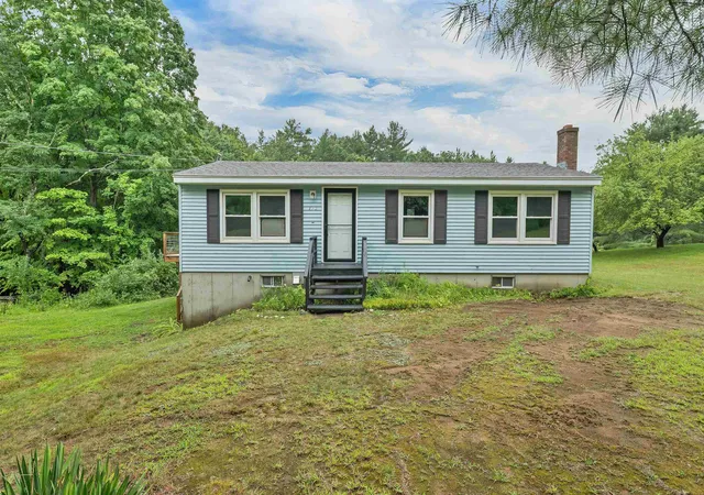 3rd image of 172 Hodgdon Rd, Northfield, NH 03276 | MLS# 5103383