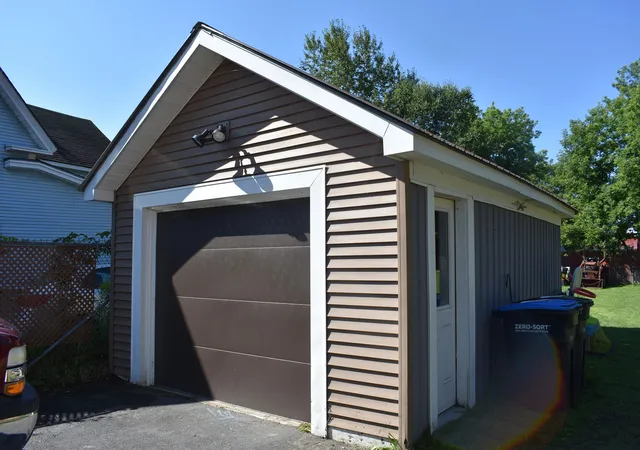 Photo 2 of Single family home for sale at 359 Railroad St, Island Pond, VT 05846 | MLS# 5103390 | Listing updated on 2026-08-05