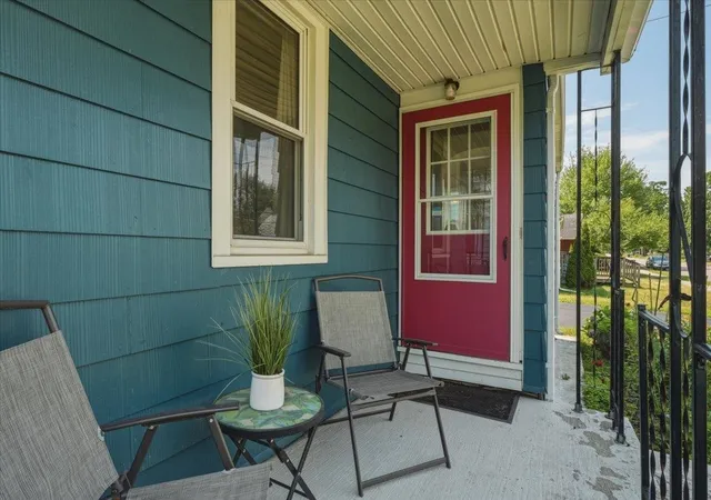 Photo 3 of Single family home for sale at 51 Cayuga Ct, Burlington, VT 05408 | MLS# 5103399 | Listing updated on 2026-08-05