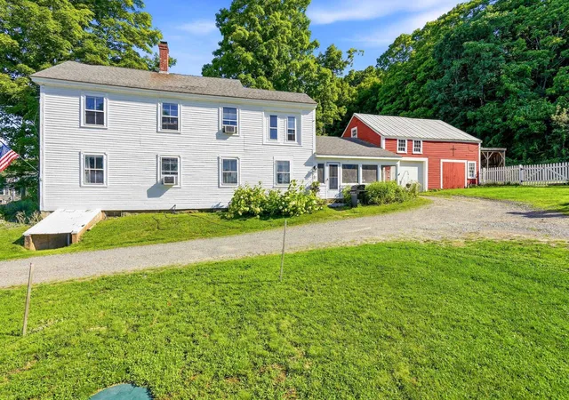 2nd image of 531 Sanborn Rd, Sanbornton, NH 03269 | MLS# 5103401