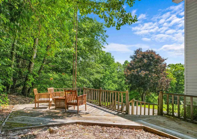 Photo 3 of Single family home for sale at 470 Maple St, Saint Johnsbury, VT 05819 | MLS# 5103402 | Listing updated on 2026-09-04
