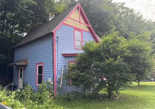Photo 2 of Single family home for sale at 23 Williams St, Brattleboro, VT 05301 | MLS# 5103420 | Listing updated on 2026-08-05