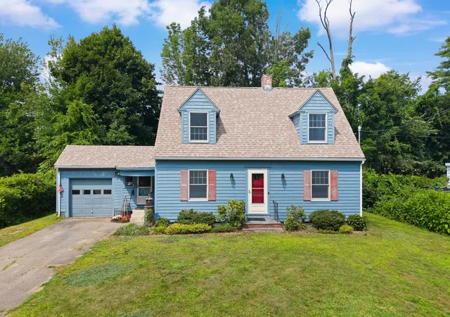1st image of 6 Hartswood Rd, Dover, NH 03820 | MLS# 5103440