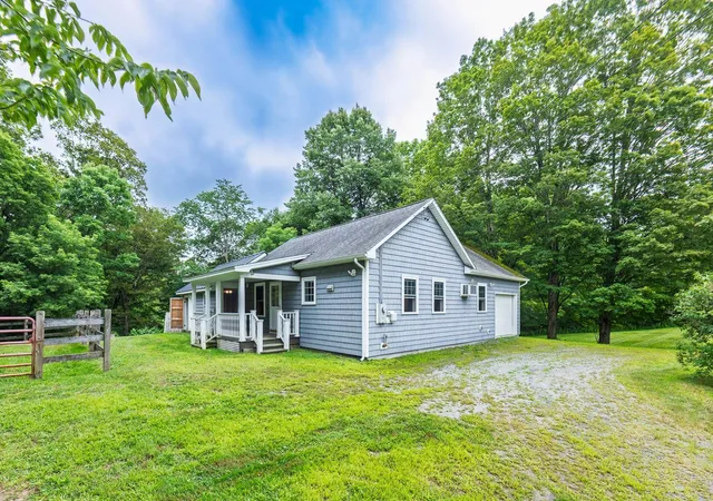 Photo 1 of Single family home for sale at 15 Rt 5 North Rte, Windsor, VT 05089 | MLS# 5103442 | Listing updated on 2026-08-05