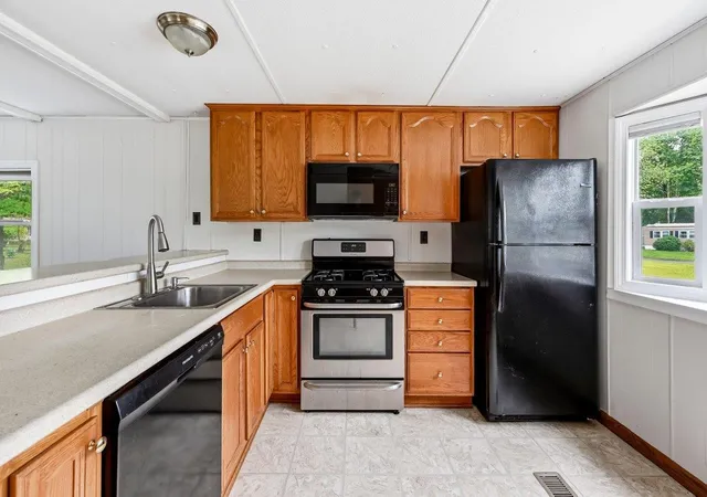 Photo 2 of Manufactured home for sale at 3 Checkerberry Ct, Rochester, NH 03867 | MLS# 5103452 | Listing updated on 2026-09-14