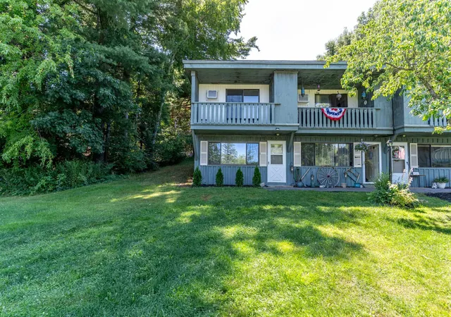 1st image of 28 Chandler Ave #Unit 1, Plaistow, NH 03865 | MLS# 5103453