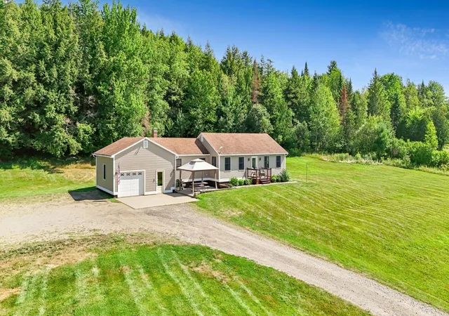Photo 1 of Single family home for sale at 338 Perrault Dr, Newport Center, VT 05857 | MLS# 5103459 | Listing updated on 2026-09-10