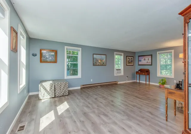3rd image of 39 Evergreen Cir, Henniker, NH 03242 | MLS# 5103472