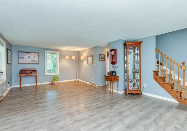 4th image of 39 Evergreen Cir, Henniker, NH 03242 | MLS# 5103472