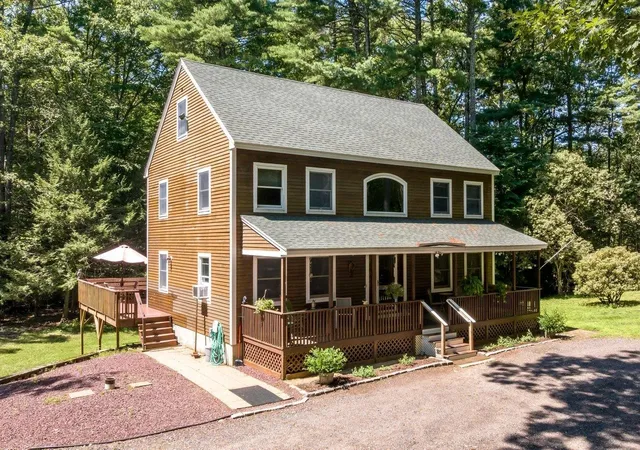 3rd image of 35 Route 111 Route, Kingston, NH 03848 | MLS# 5103473