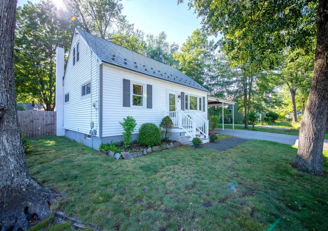 Photo 3 of Sale Pending at 142 Pako St, Keene, NH 03431 | MLS# 5103489 | Listing updated on 2026-08-26