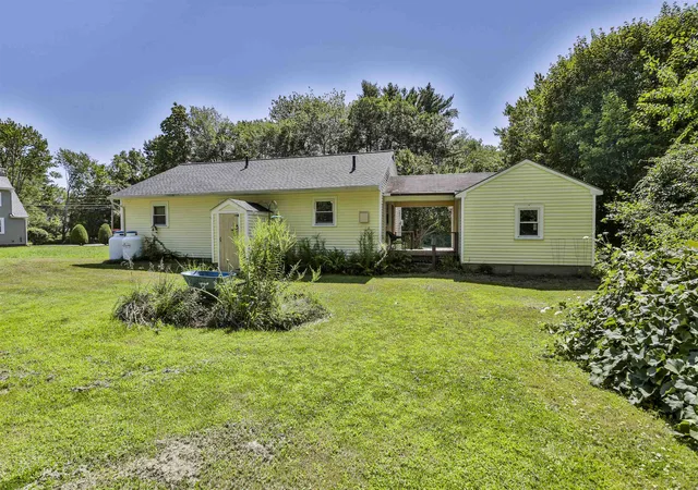 Photo 4 of Sale Pending at 65 Cemetery St, Concord, NH 03301 | MLS# 5103509 | Listing updated on 2026-09-17