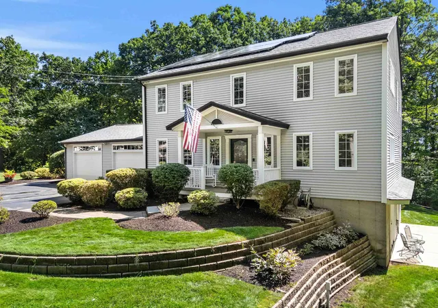3rd image of 20 Hadley Rd, Merrimack, NH 03054 | MLS# 5103515