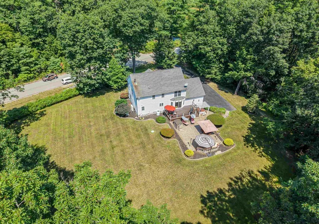 41st image of 14 Meadow Brook Xing, Sandown, NH 03873 | MLS# 5103516