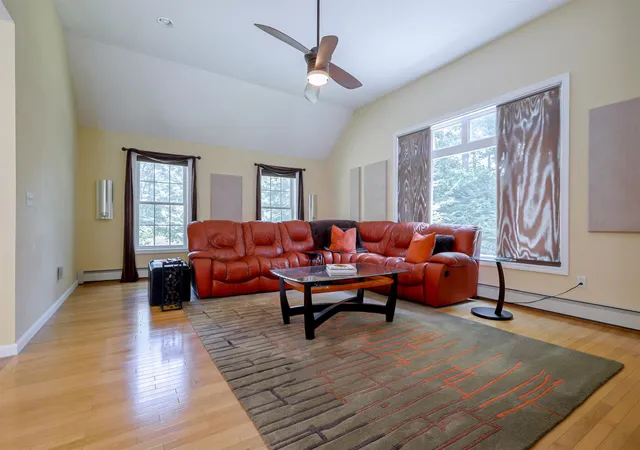 5th image of 14 Meadow Brook Xing, Sandown, NH 03873 | MLS# 5103516