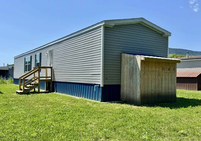 3rd image of 28 Pine St, Colebrook, NH 03576 | MLS# 5103526