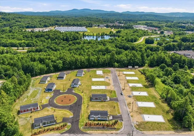 39th image of 4 Wentworth Ave, Tilton, NH 03276 | MLS# 5103527