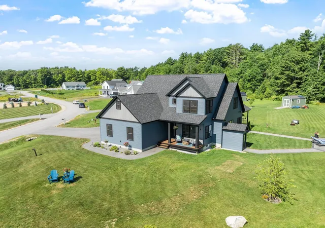 2nd image of 467 Blane Cir, Pembroke, NH 03275 | MLS# 5103529
