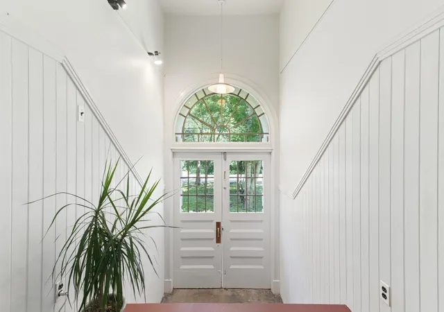 Photo 3 of Single family home for sale at 4 Signal Pine Rd, Putney, VT 05346 | MLS# 5103550 | Listing updated on 2026-08-27