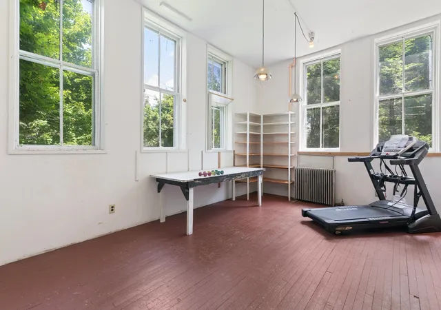 Photo 4 of Single family home for sale at 4 Signal Pine Rd, Putney, VT 05346 | MLS# 5103550 | Listing updated on 2026-08-27