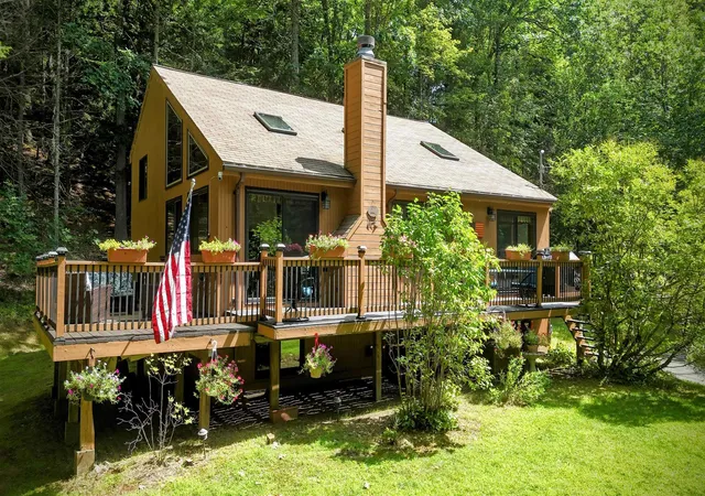 1st image of 63 Kinsman Rd, Haverhill, NH 03785 | MLS# 5103551