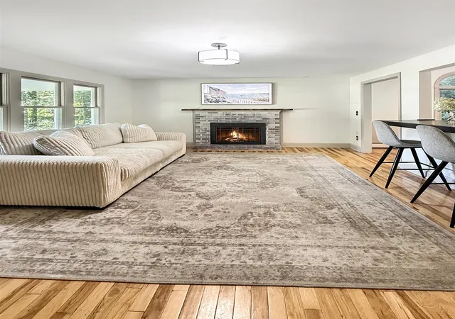 Photo 4 of Sale Pending at 30 Tanglewood Dr Dr, Newton, NH 03858 | MLS# 5103553 | Listing updated on 2026-08-22